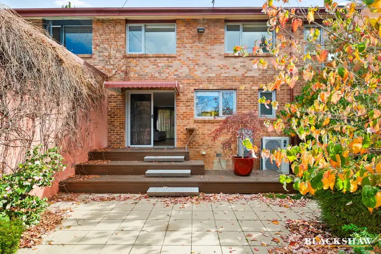 26 Bayley Street