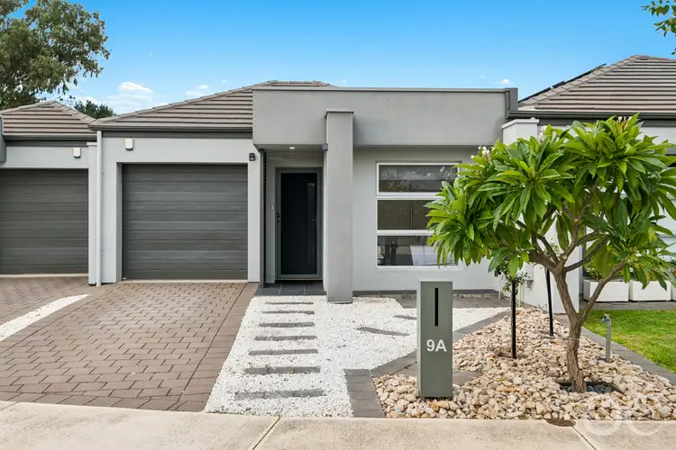 9A Greenock Drive