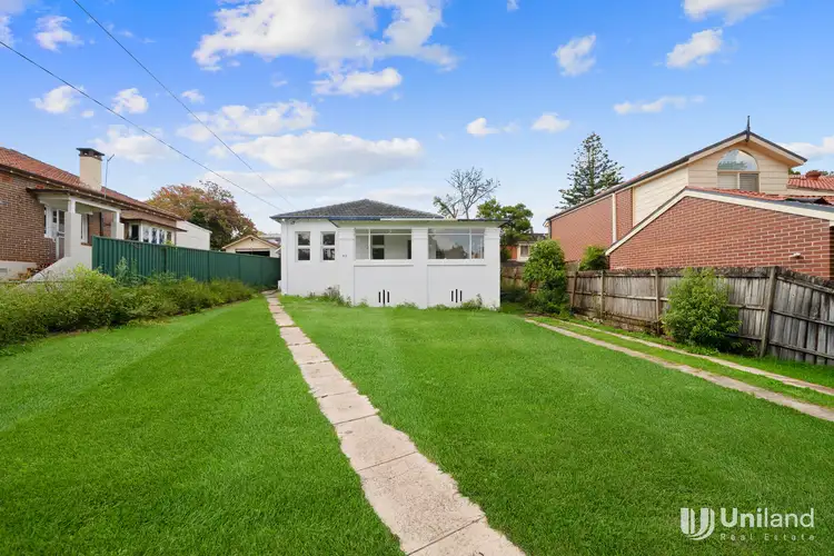 43 Chelmsford Avenue