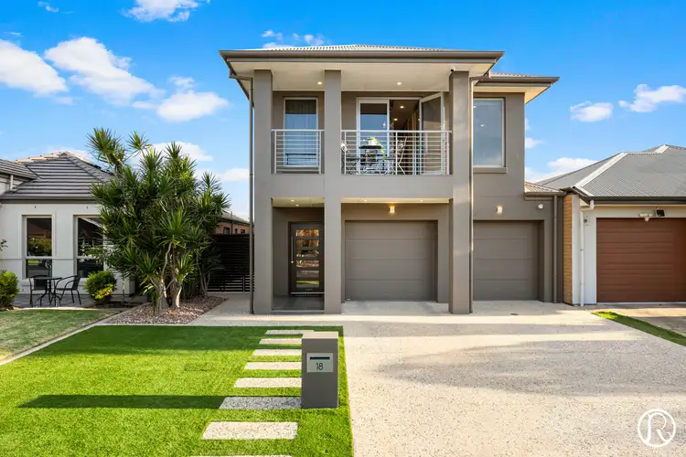 18 Heysen Crescent