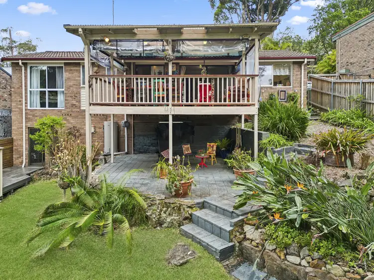 83 Warrina Street