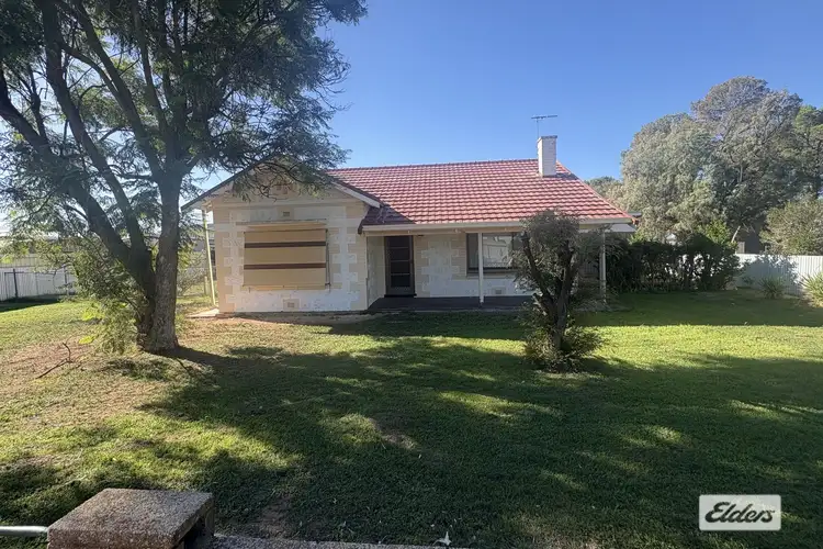 25 Adelaide Road