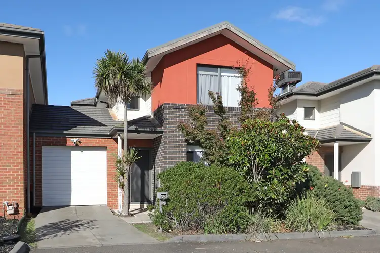 63 Waverley Park Drive