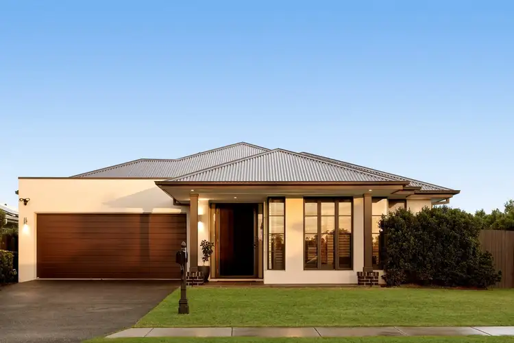 62 Spoonbill Street