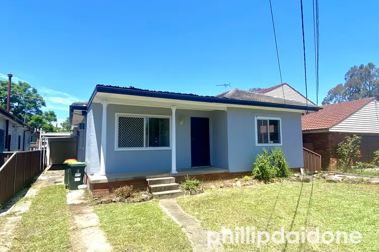 9 Vivian Crescent