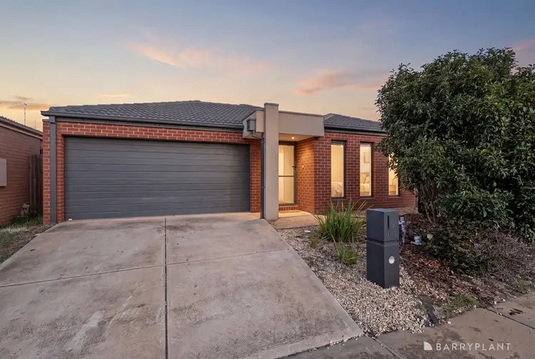 7 Robinson Drive