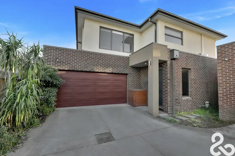 2/47 Davies Street
