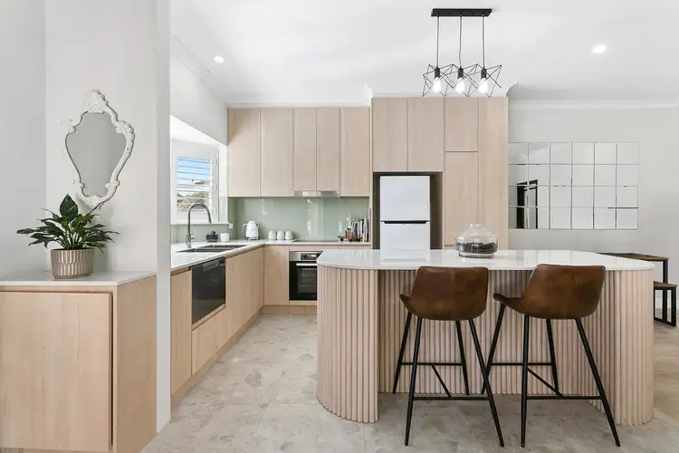 4/34 Walter Street South