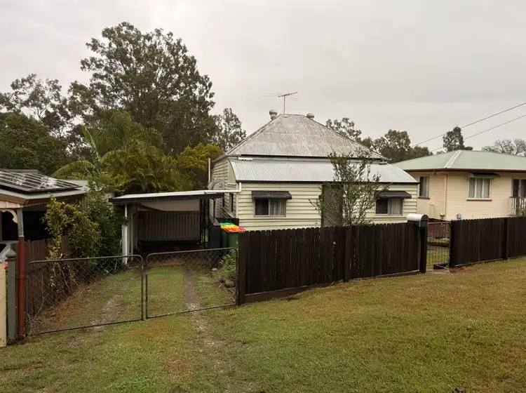 8 Campbell Street