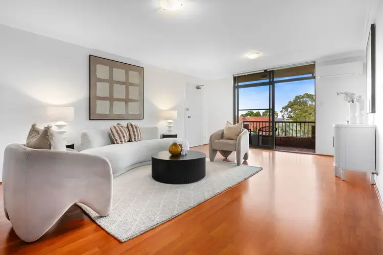 7/31-33 Gillies Street