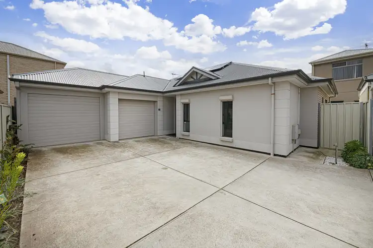 9B Griffiths Road