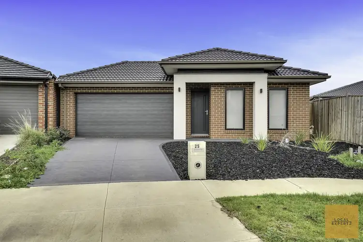 25 Helder Drive