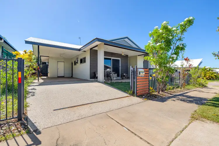 12 Brett Street