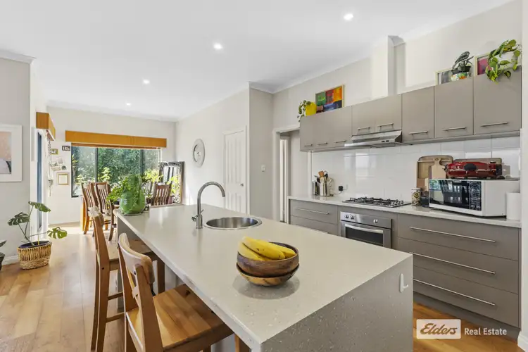 100 Angove Road
