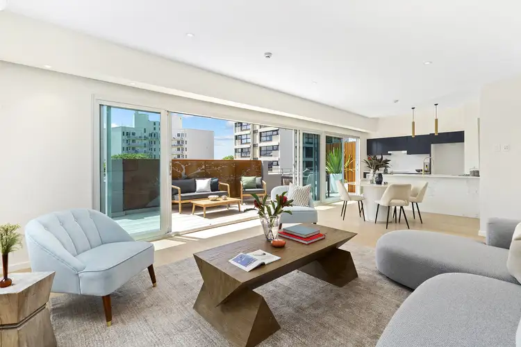 502/10B Challis Avenue
