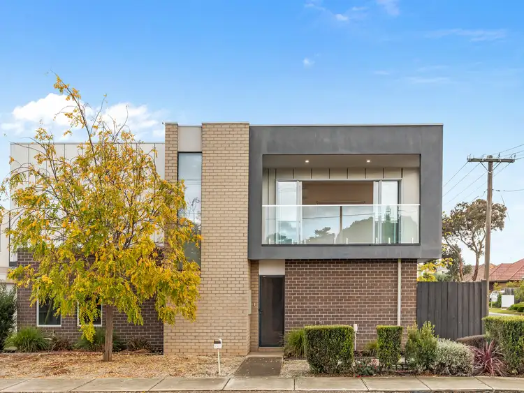 1/45 Anderson Street