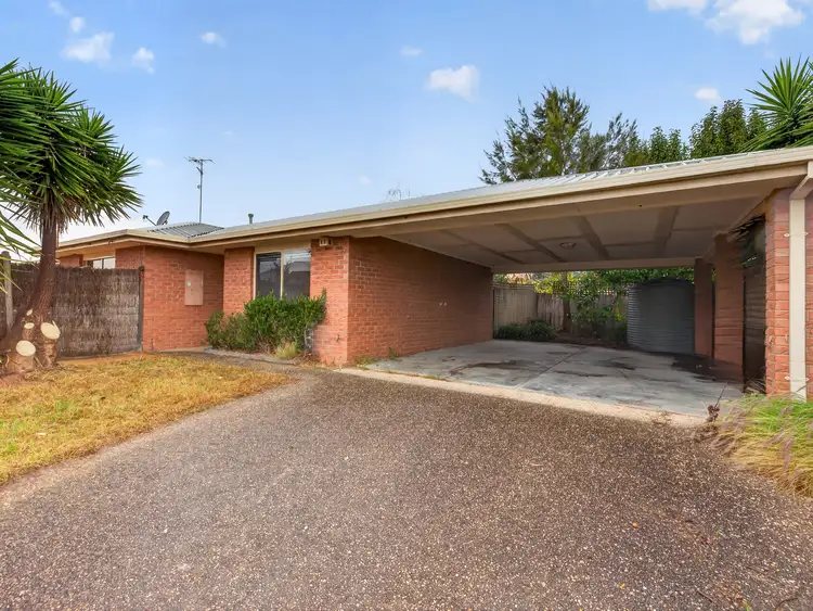 72 Balmoral Crescent