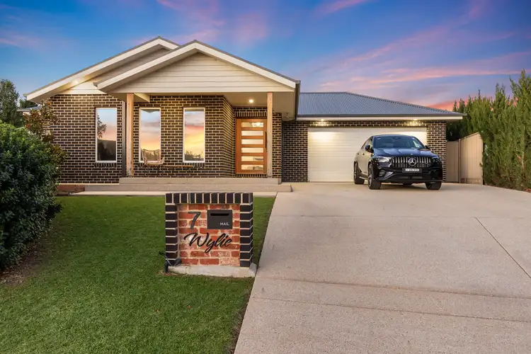 7 Wylie Court