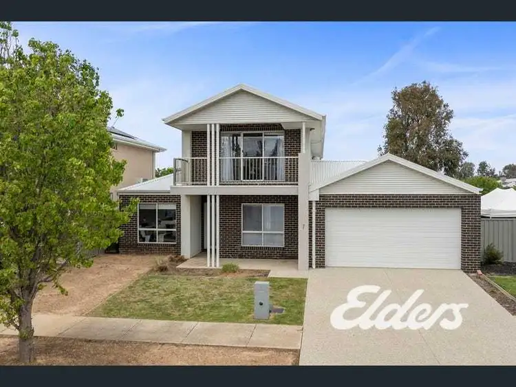 7 Shell Close