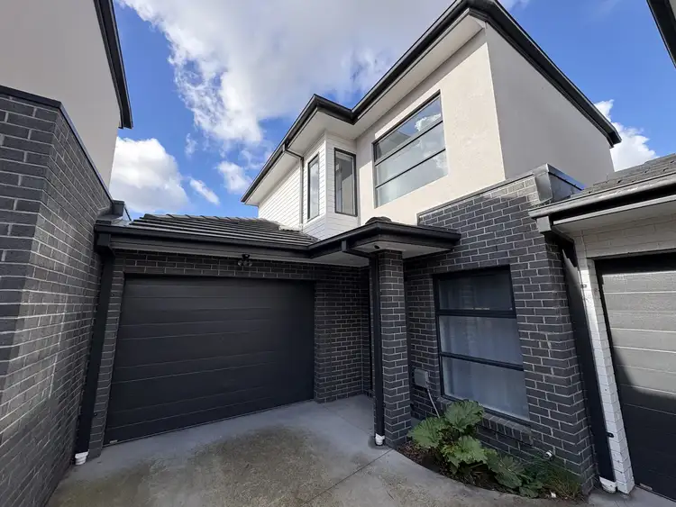 2/5 Howell Place
