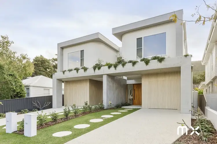 24B Redman Avenue