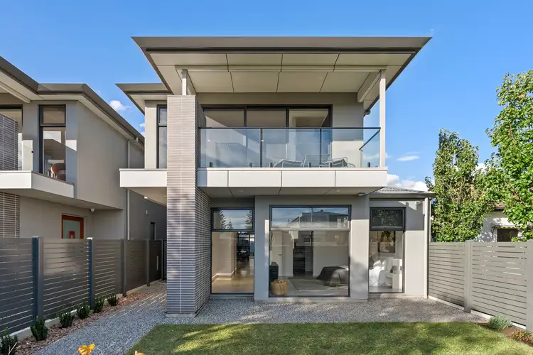 68 Swan Street