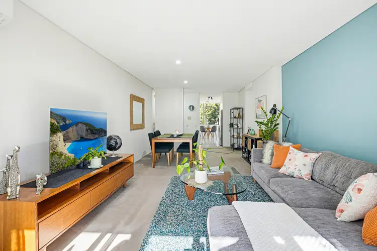 17/7 Blaxland Avenue