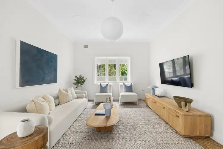 1/69A Francis Street