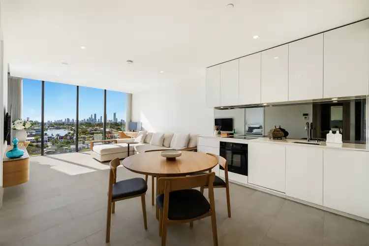 2906/2 The Lanes Boulevard