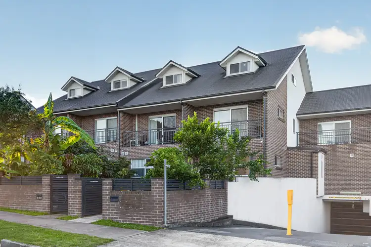 4/6 Water Street