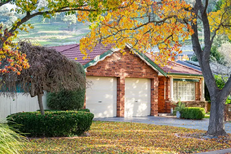 19 Jenny Wren Place