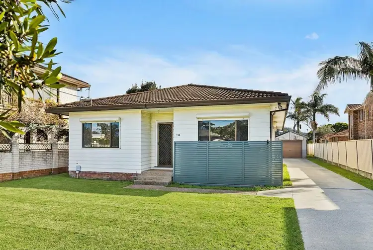 174 Kembla Street