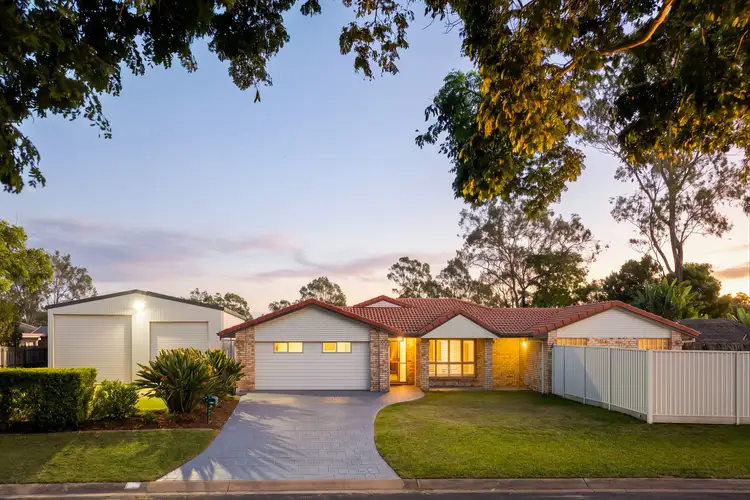 34 Renoir Cres