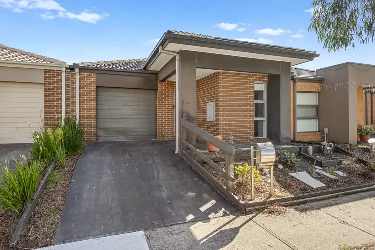 16 Pleven Rise, Clyde North VIC 3978