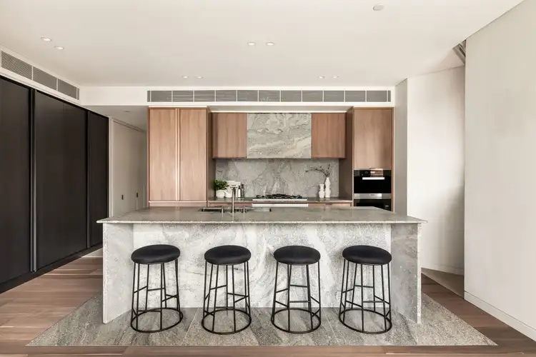 501/15 Young Street