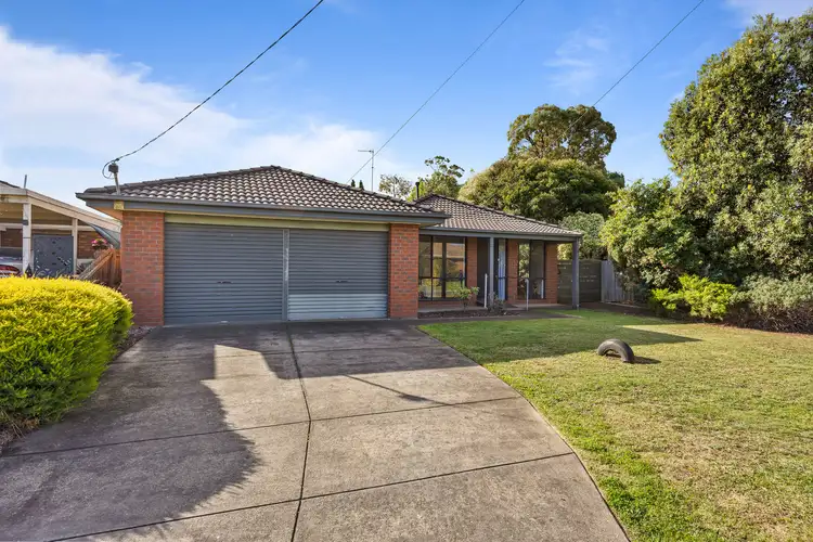 87 Marie Crescent