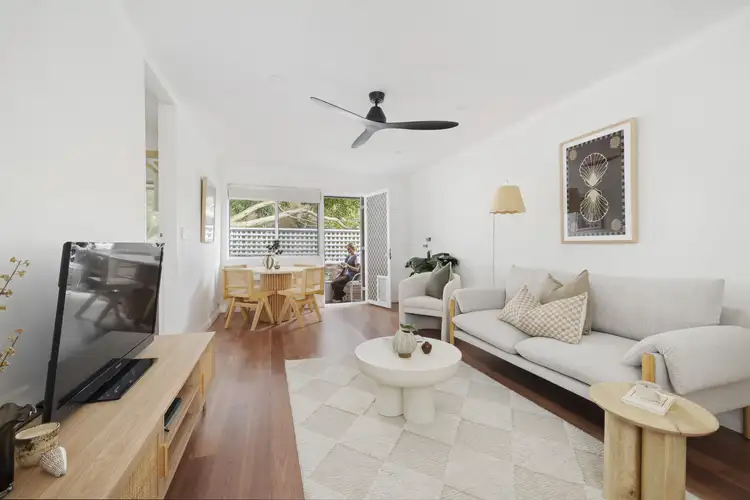 12/12 Fairway Close