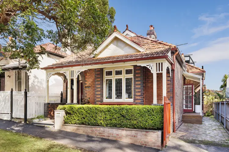 14 The Avenue