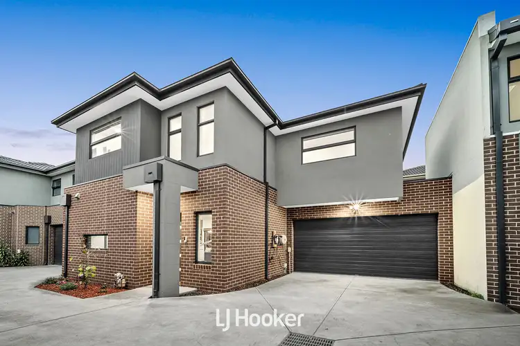 2/141 Corrigan Road
