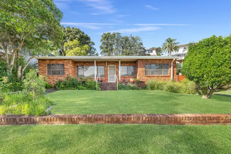 65 Mirrabooka Crescent