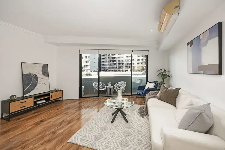 4/6 Station Street