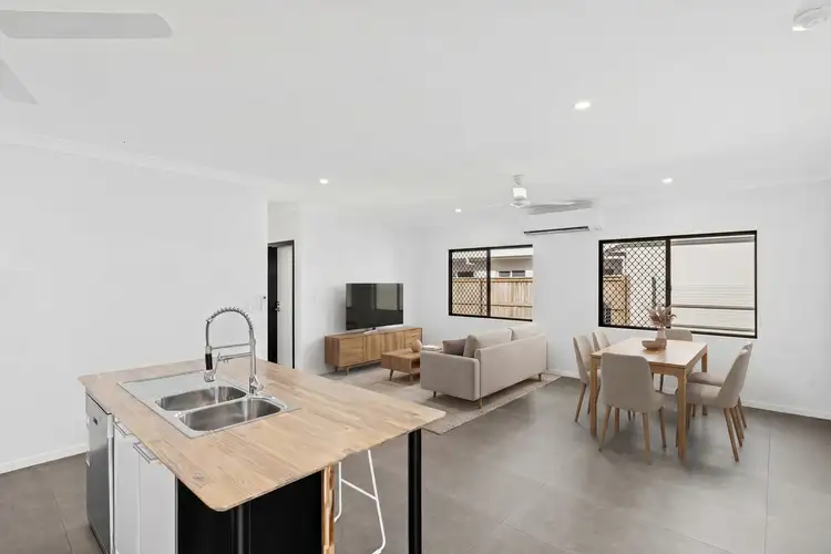 8 Lapwing Place