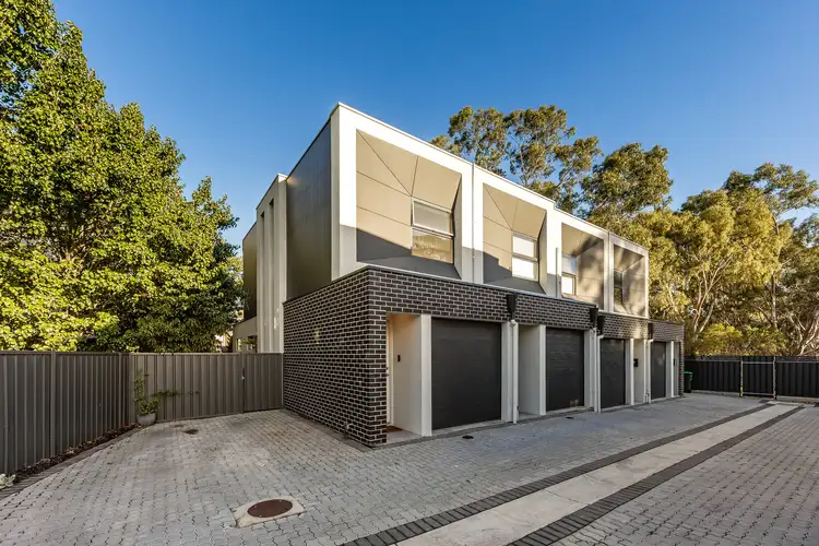 5c Alexander Lane