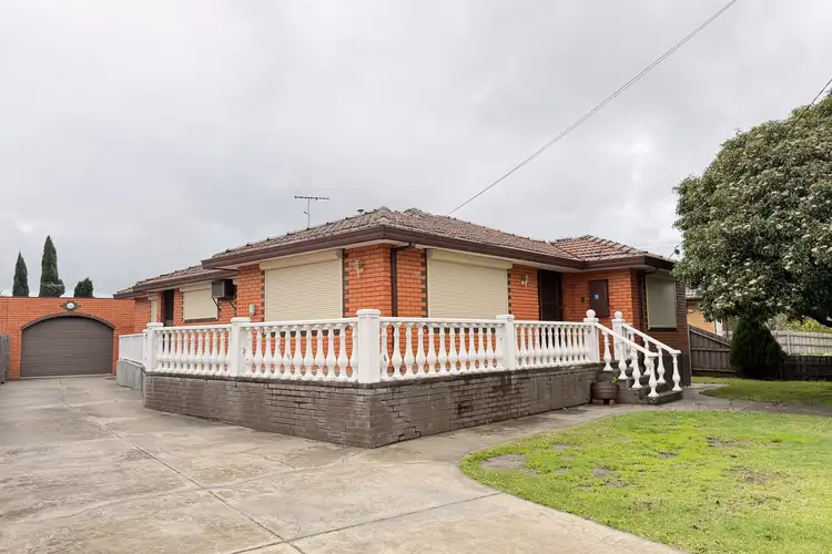 108 Monash Street