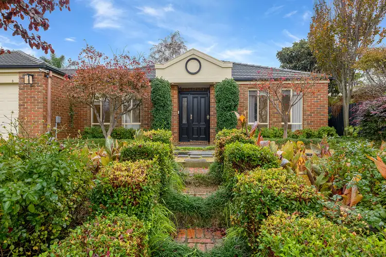 3 Balmoral Court