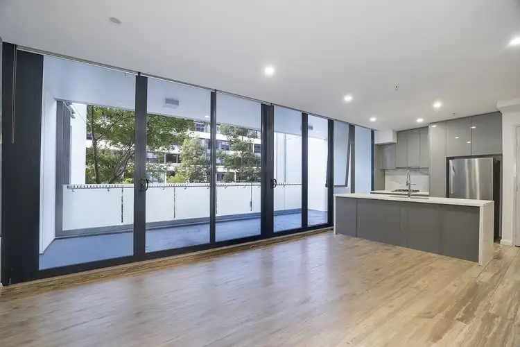 108/6 Betty Cuthbert Avenue