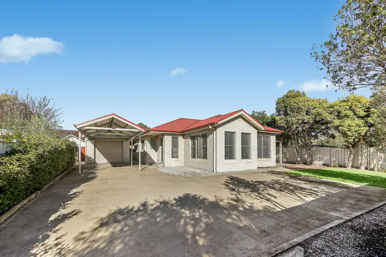 7 Madeira Road