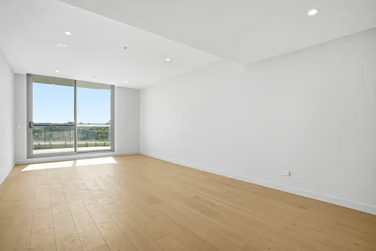 815/8 Maitland Place
