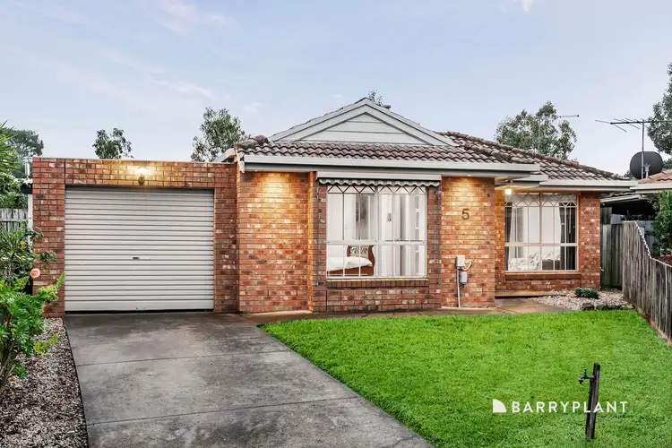 5 Vines Court