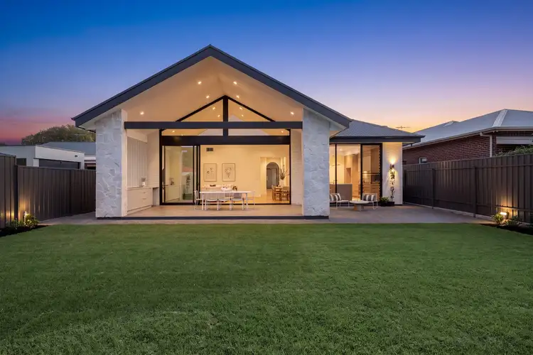 9 Ayers Avenue